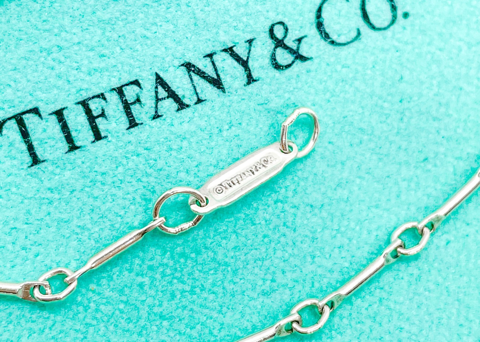 Tiffany & Co. Bar Round Link Chain Necklace 18″ Sterling Silver w/ Box