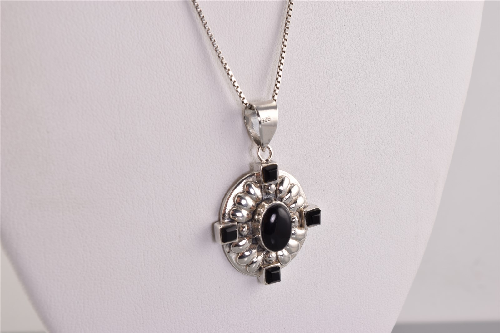 Sterling Silver 33mm x 28mm Black Onyx Accented Shield 925 Pendant 20″ Chain