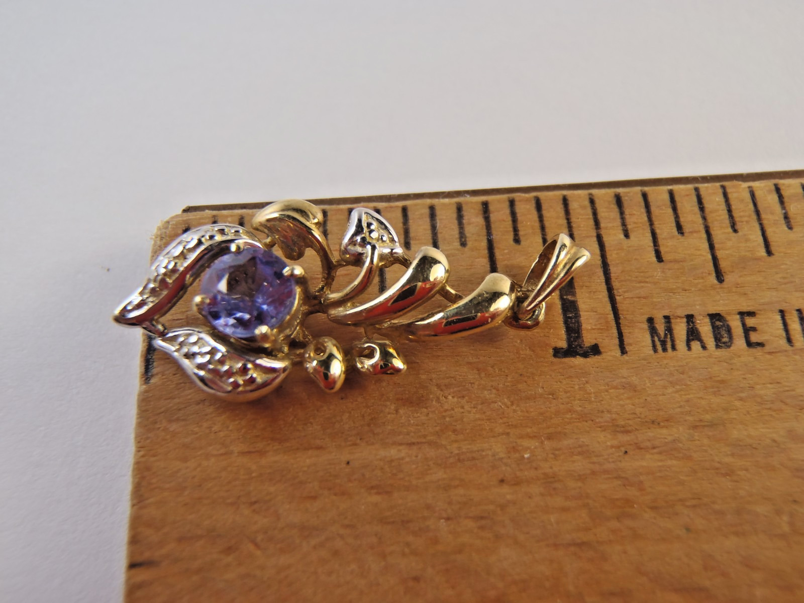 Solid 14k Yellow Gold Tanzanite Pendant 1.4 Grams 26mm x 11mm