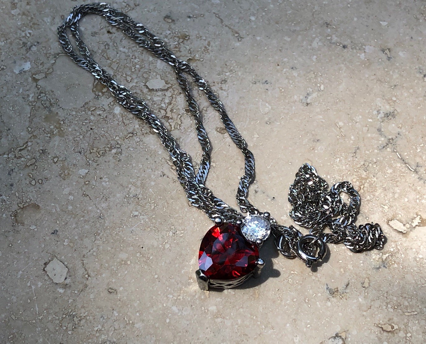 ❤️✨925 STERLING SILVER Red Ruby Garnet Color HEART Pendant Necklace TWIST CHAIN