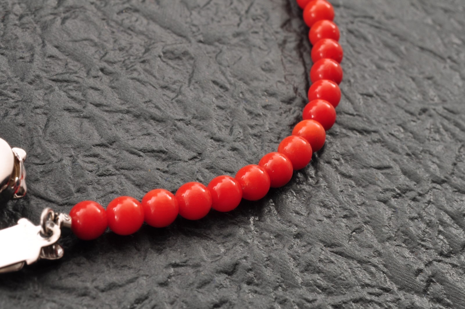 925 silver clasp red coral necklace with Certification (440mm (17.3in) 88.5ct).
