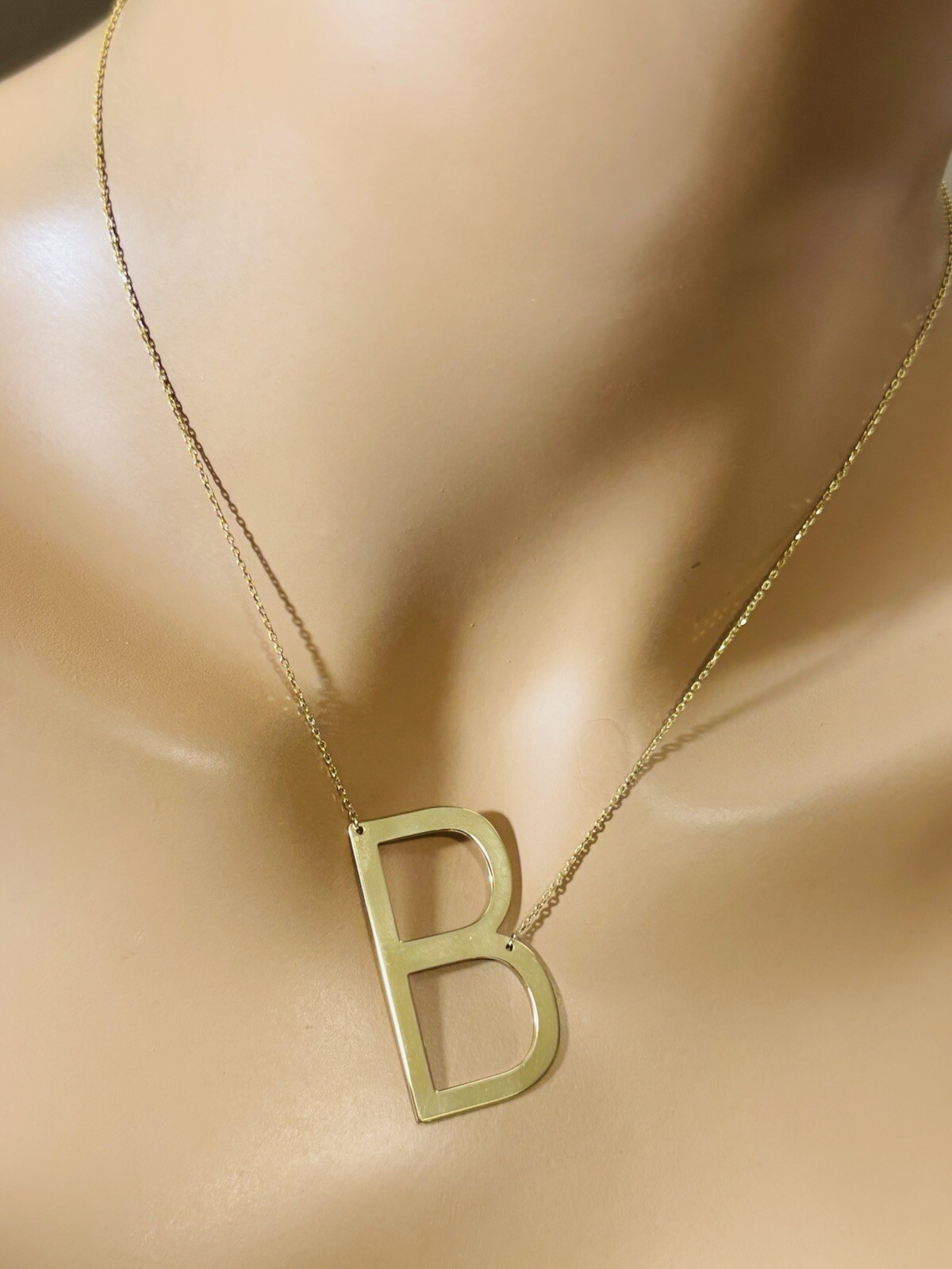 18K 750 Fine Gold Letter B initial Necklace 16.5/17.5” Long 1mm 4.8g WOMENS