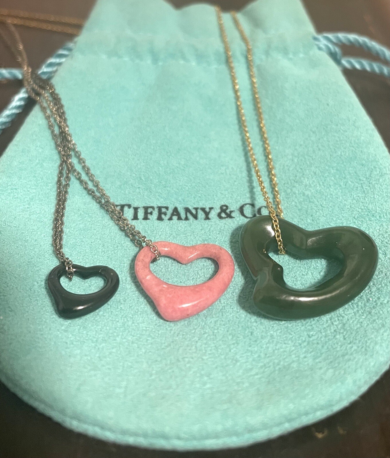 Tiffany & Co. 18k Gold LARGE Elsa Peretti Green Jade Open Heart Pendant Necklace