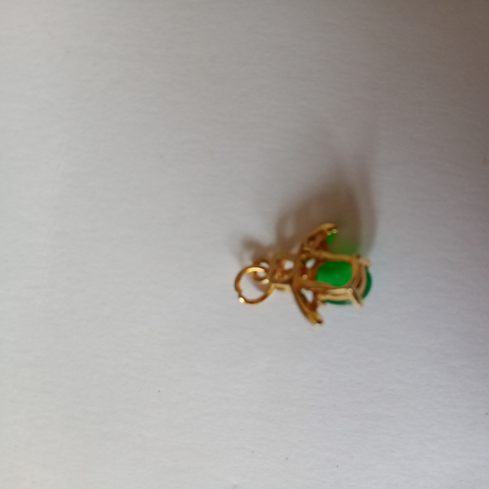 Green Jade Pendant water drop 9ct gold bezel Settings