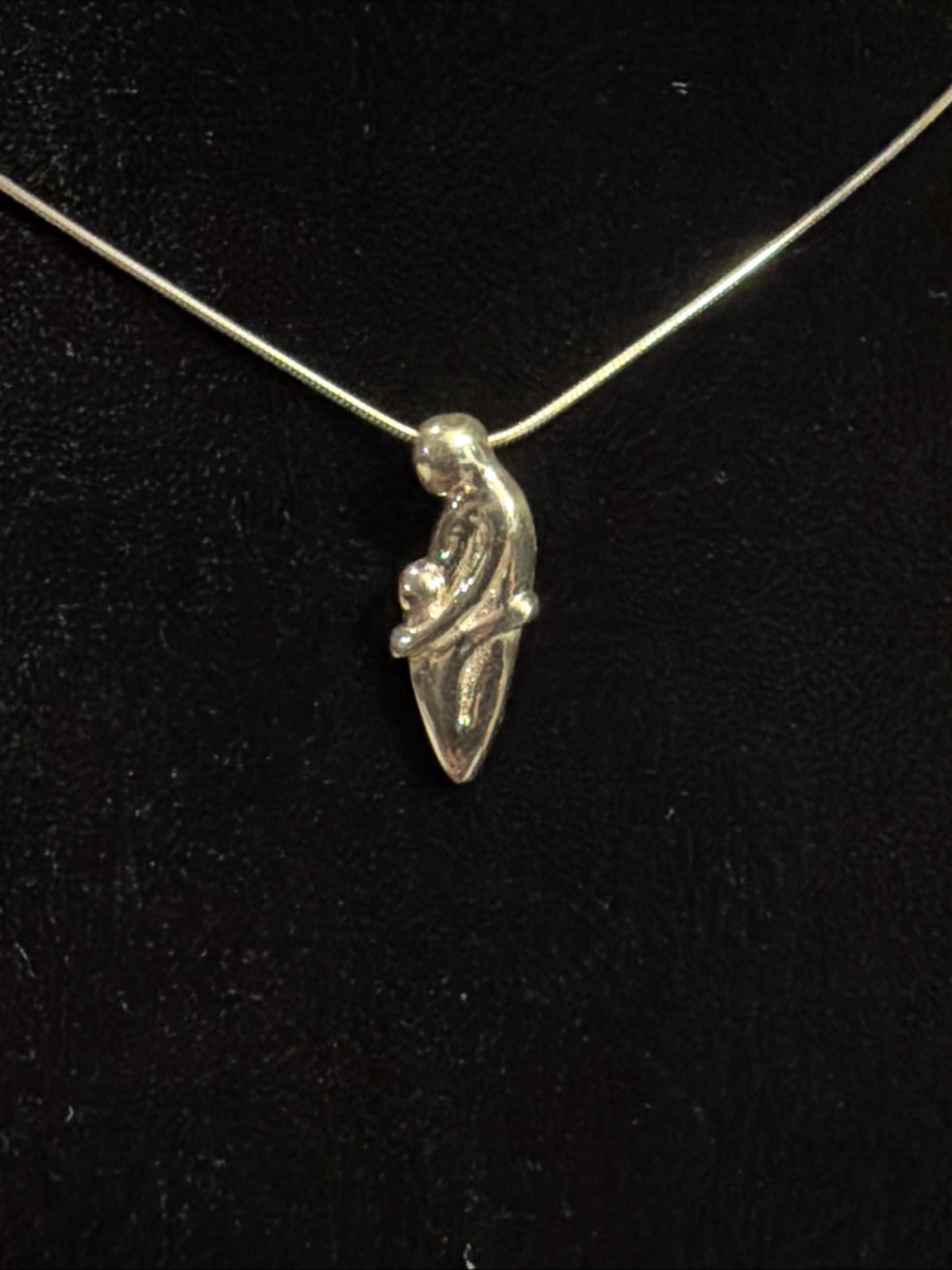 Sterling Silver 18″ – Mothers Love Necklace – Mothers Day Gift – 925 Stamp