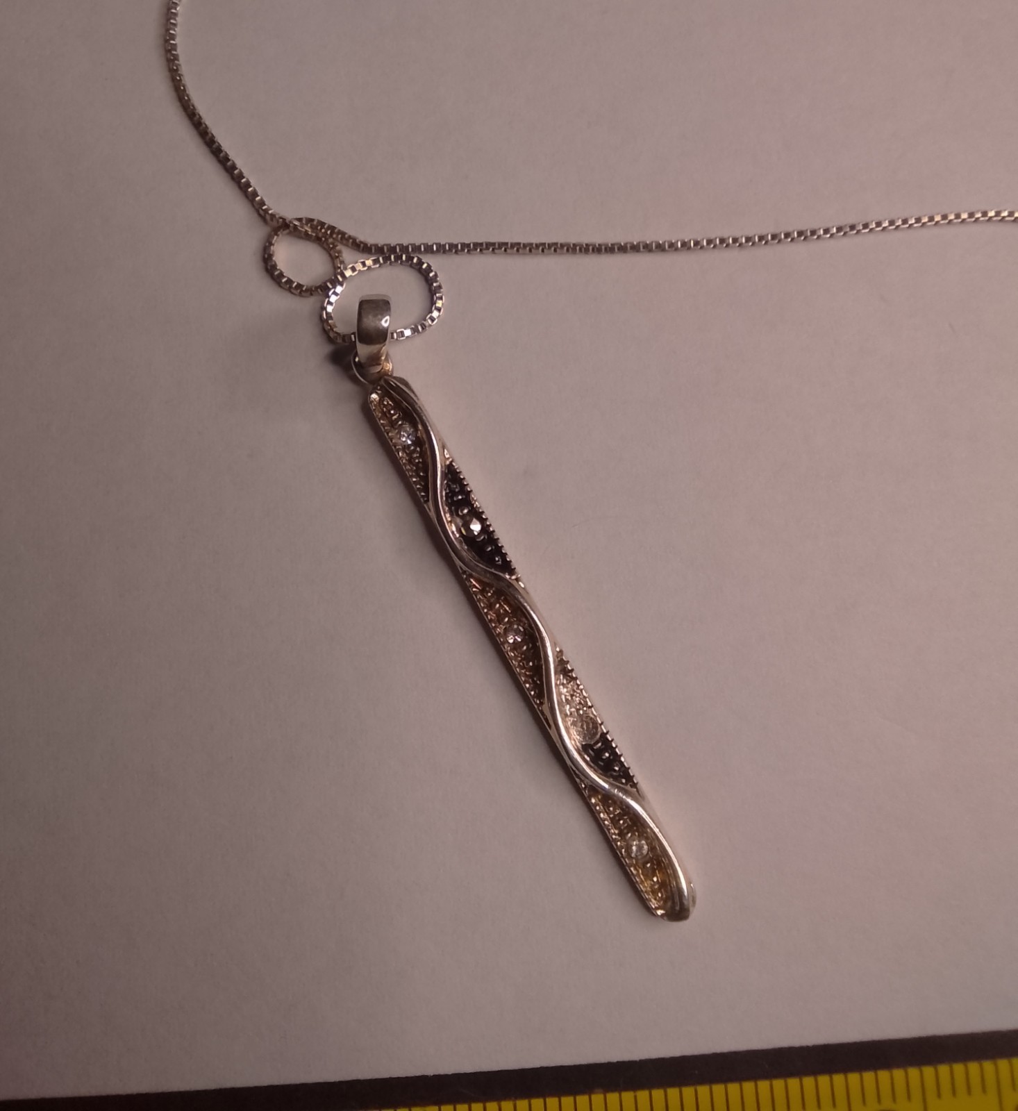925 Sterling Silver Ribbon Twist Vertical Bar Pendant Necklace 18″ Dainty 4.82g