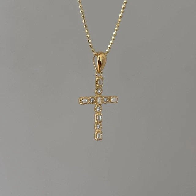 1.50Ct Round Cut Lab Created Diamond Criss Coss Pendant 14k Yellow Gold Plated