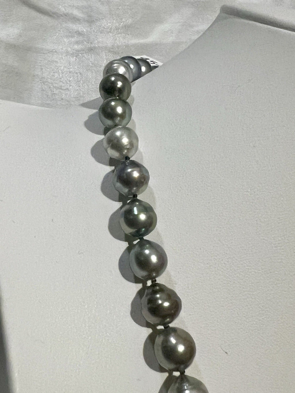 $4,200 Certified 20” Cultured Black Tahitian South Sea Pearl 9-12mm Necklace