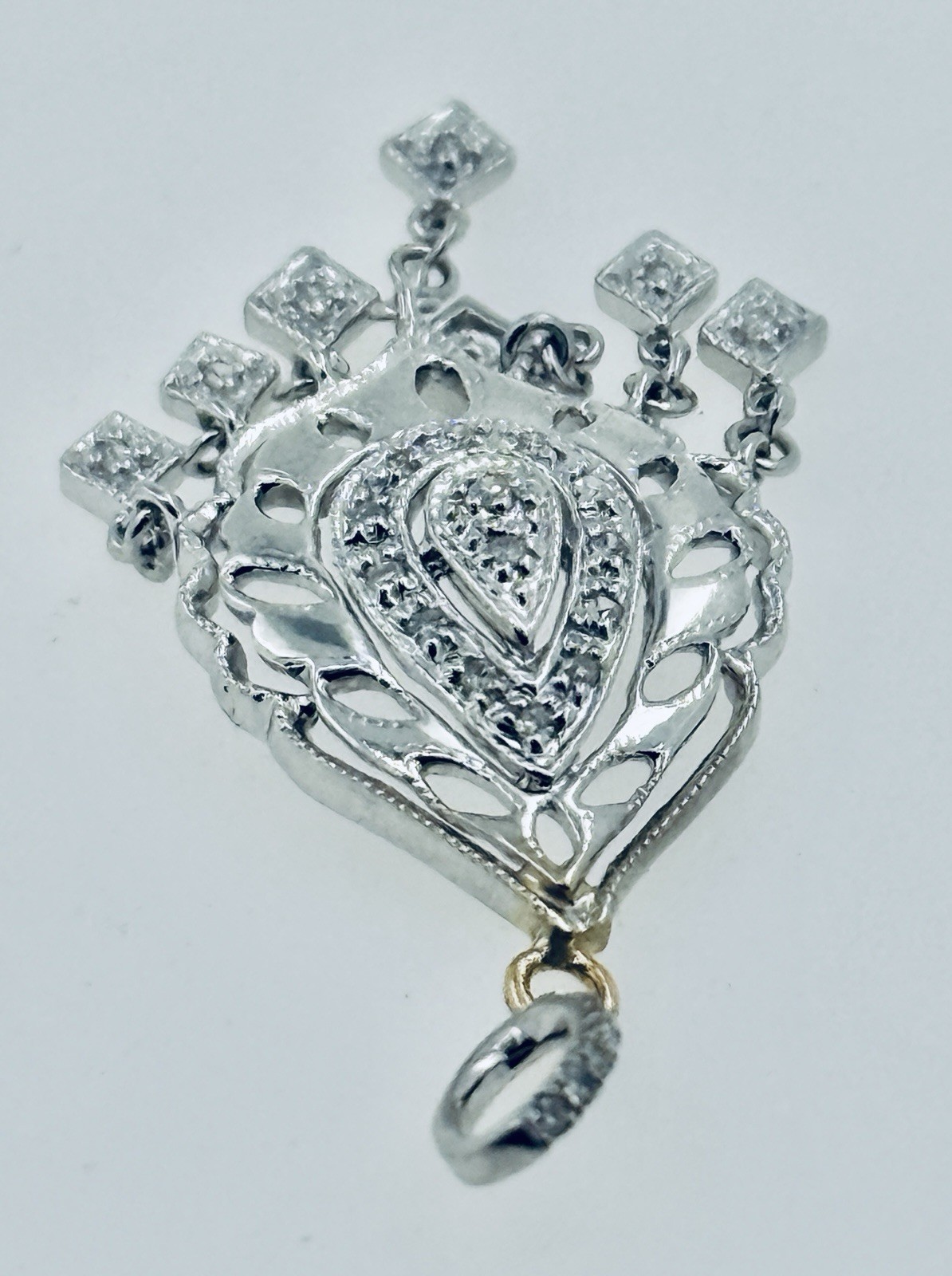 Estate 14K White Gold .30 Cttw Diamond Filigree Chandler Pendant. 2.87g approx