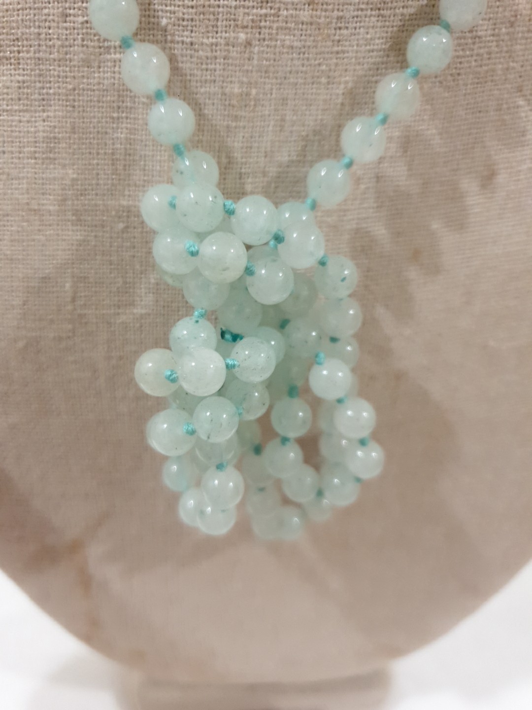 Vtg Hand Knotted Jade Necklace Jewelry Sea Green Beads & Dangling Earrings