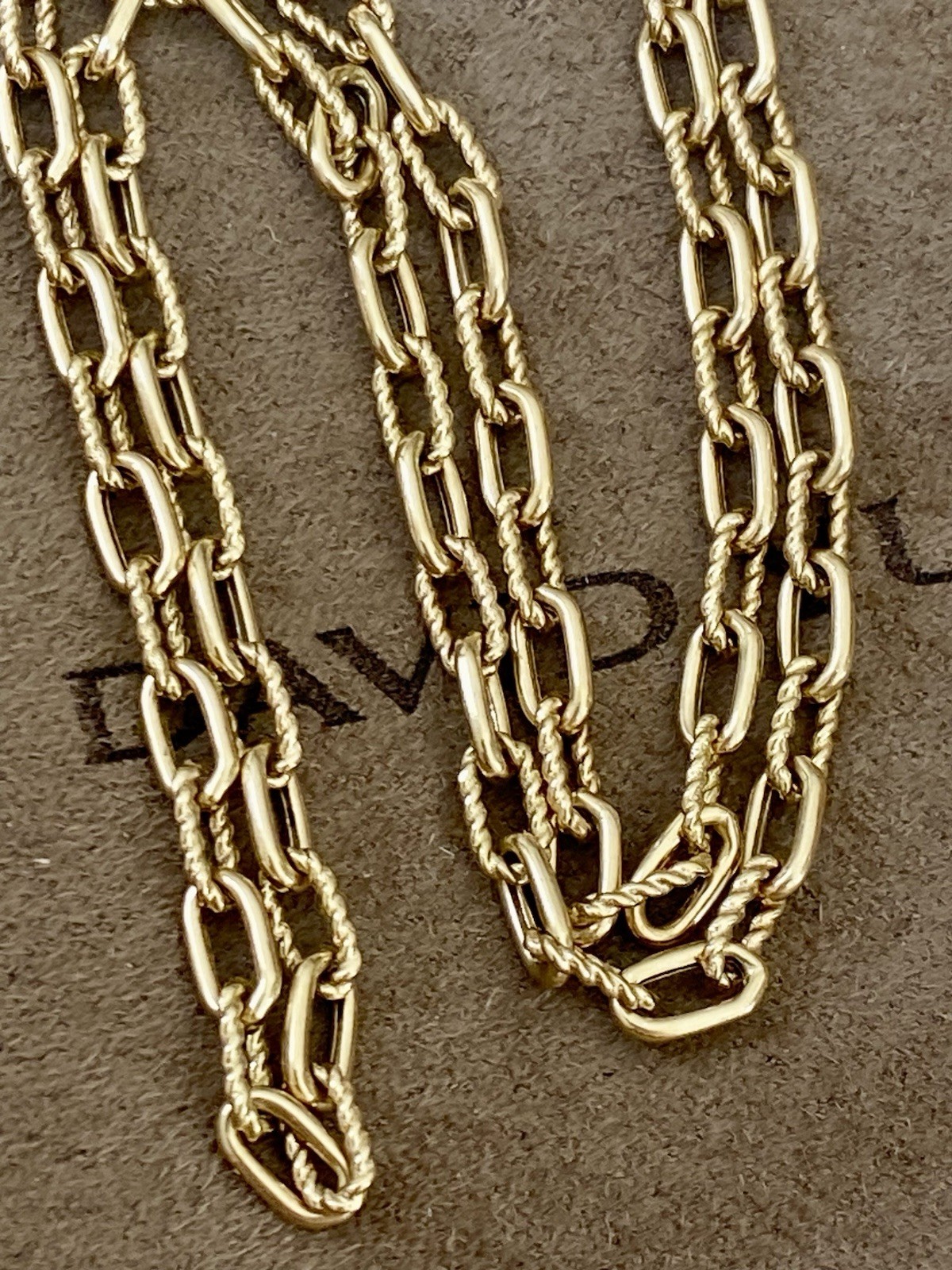David Yurman 18K Gold Madison Necklace 3mm 17” Toggle 3 Ring Amulet Holder $4400