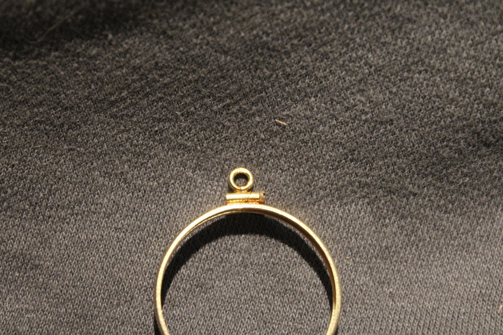 14K BEZEL FOR MEXICO 20 PESO GOLD COIN. SCREW TOP / REEDED EDGE. N.O.S.!