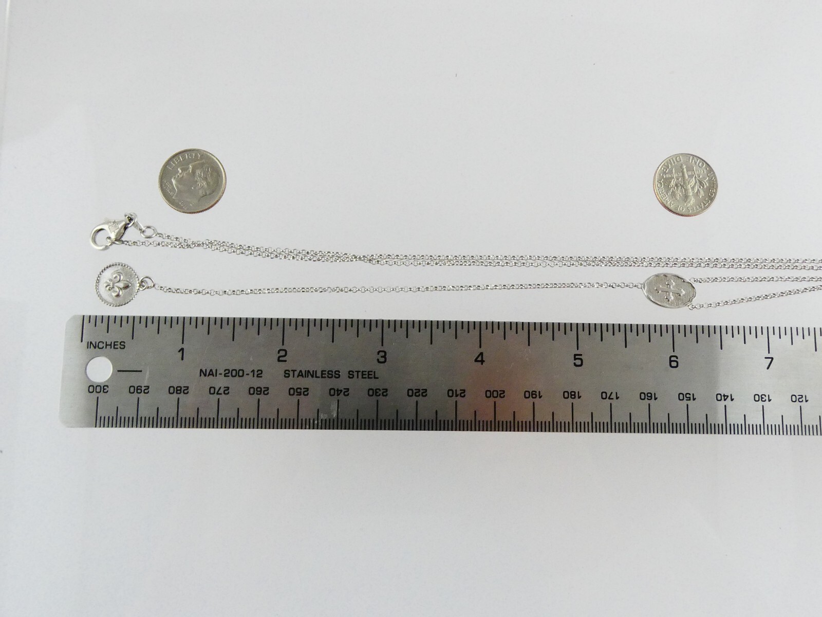 LIR Religious Sterling Silver Cross and Fleur De Lis Necklace 925 6.3g 23.5 Inch