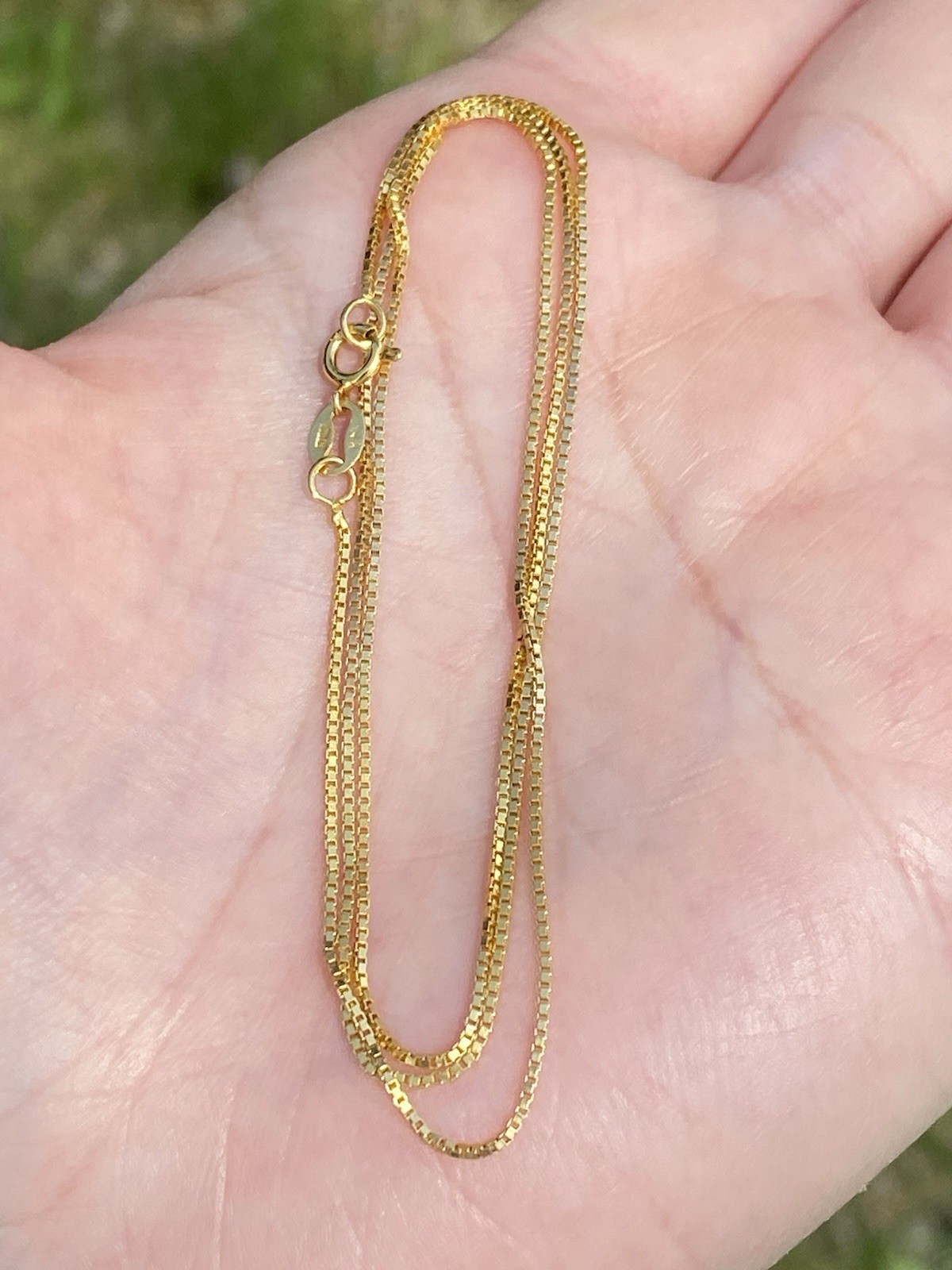 Solid 14K Yellow Gold 0.8mm Box Chain Necklace, 18 Inches, 2.01 Grams