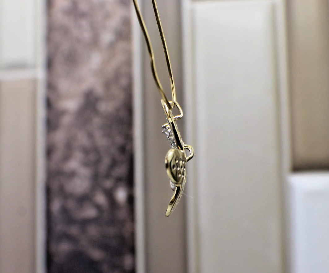 Solid 10K Yellow Gold Diamond pave Butterfly Pendant 0.32 carats Freedom Renewal