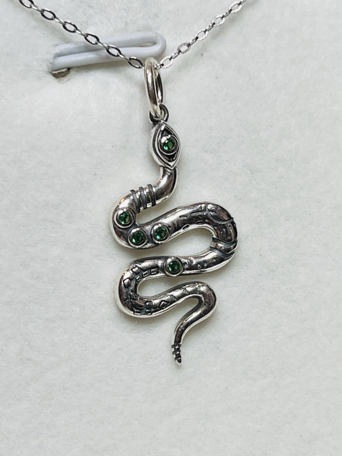 Real 925 Sterling Silver Green Crystal Rattle Snake Pendant Necklace