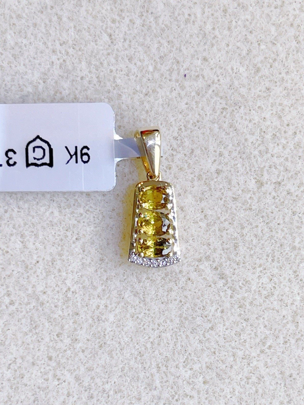 Gemporia 9k 375 Gold Pendant • Not-Enhanced Ambanja Demantoid Garnet BNWT COA