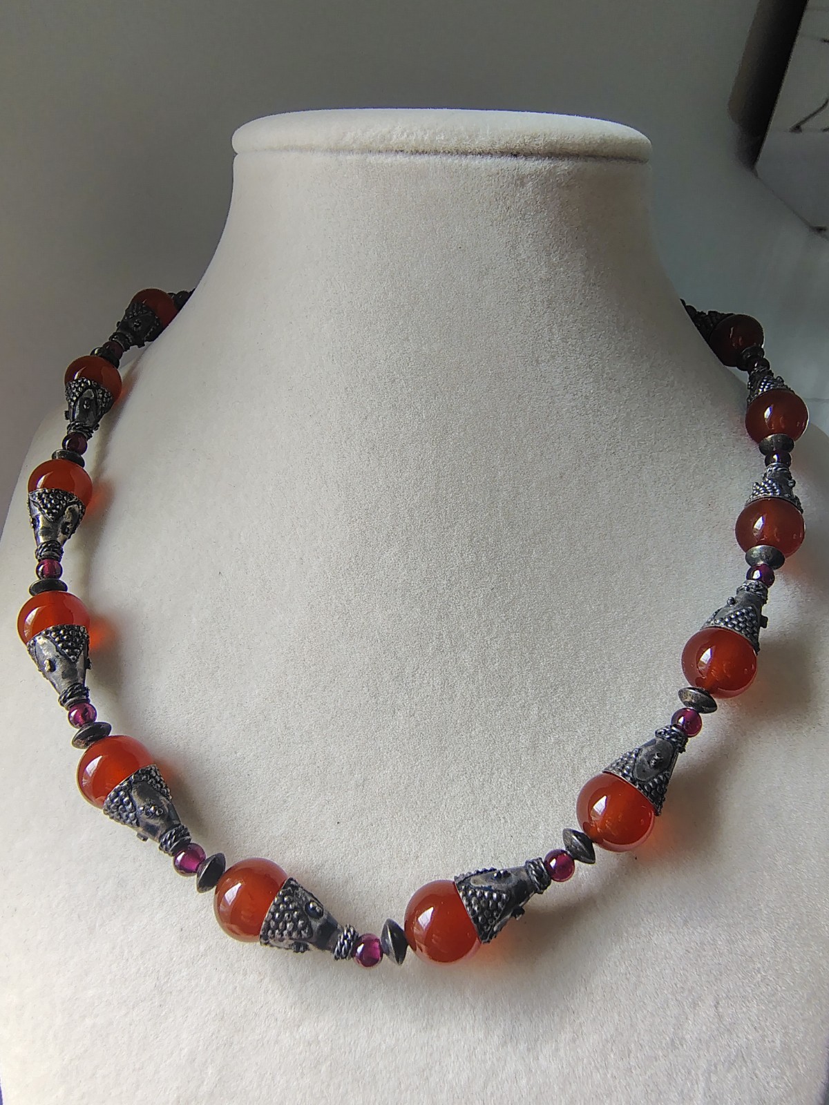 Nancy and Rise NR Sterling Silver Carnelian Garnet Heavy Bead Necklace 18″ RARE