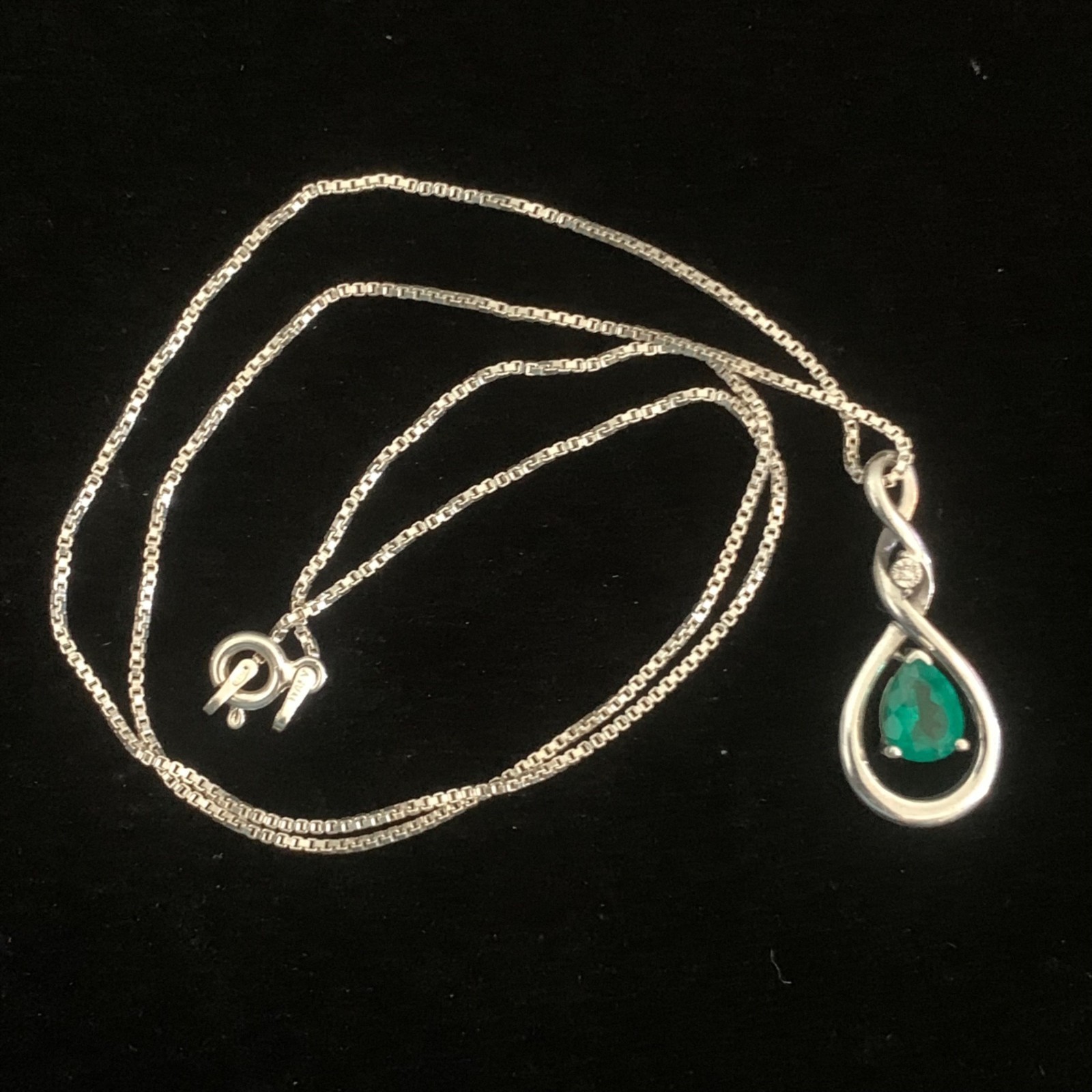 Sterling Silver Infinity Pendant Necklace Lab-Created Emerald 18″ Box Chain