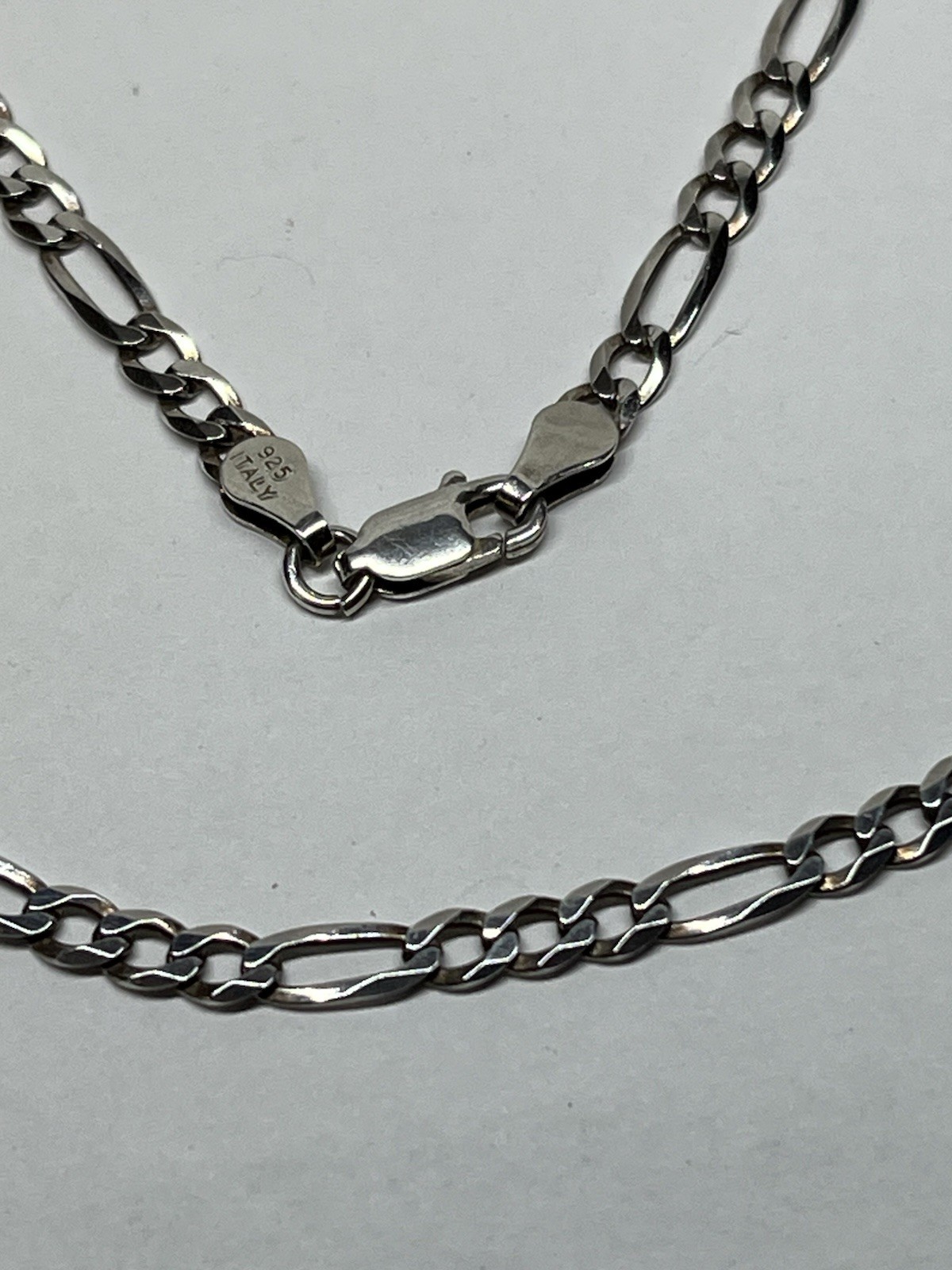 Excellent 925 Sterling Figaro Chain Necklace 22.5” 8.9 Grams Silver !