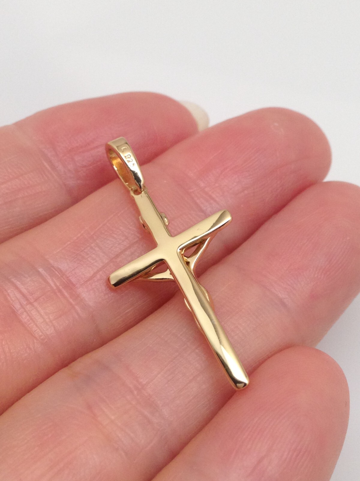 Mens Womens Small Jesus Crucifix Cross Pendant 925 Sterling Silver 24/32mm Gold