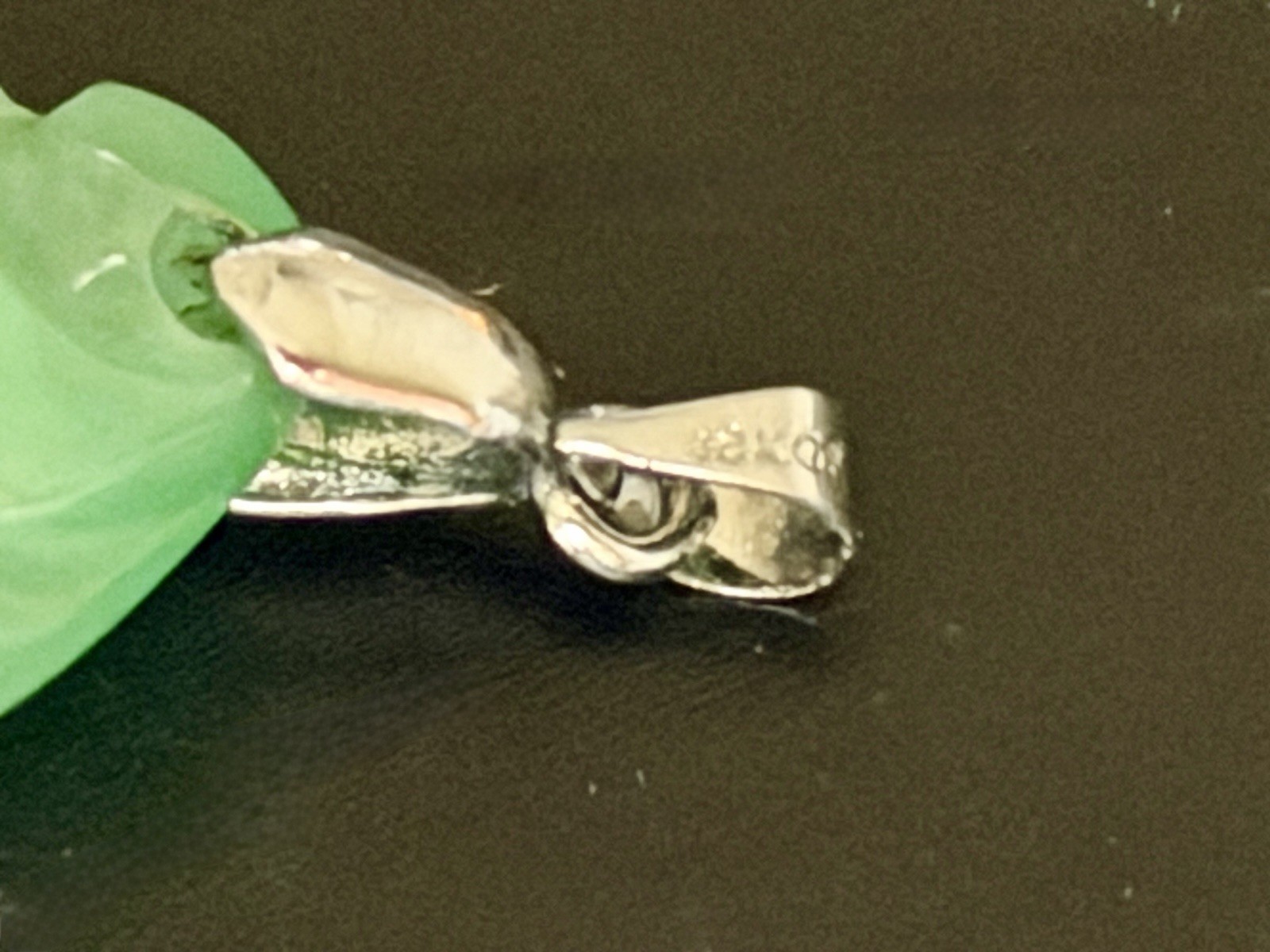 Antique Jade Pendent with 18K White Gold Clasp