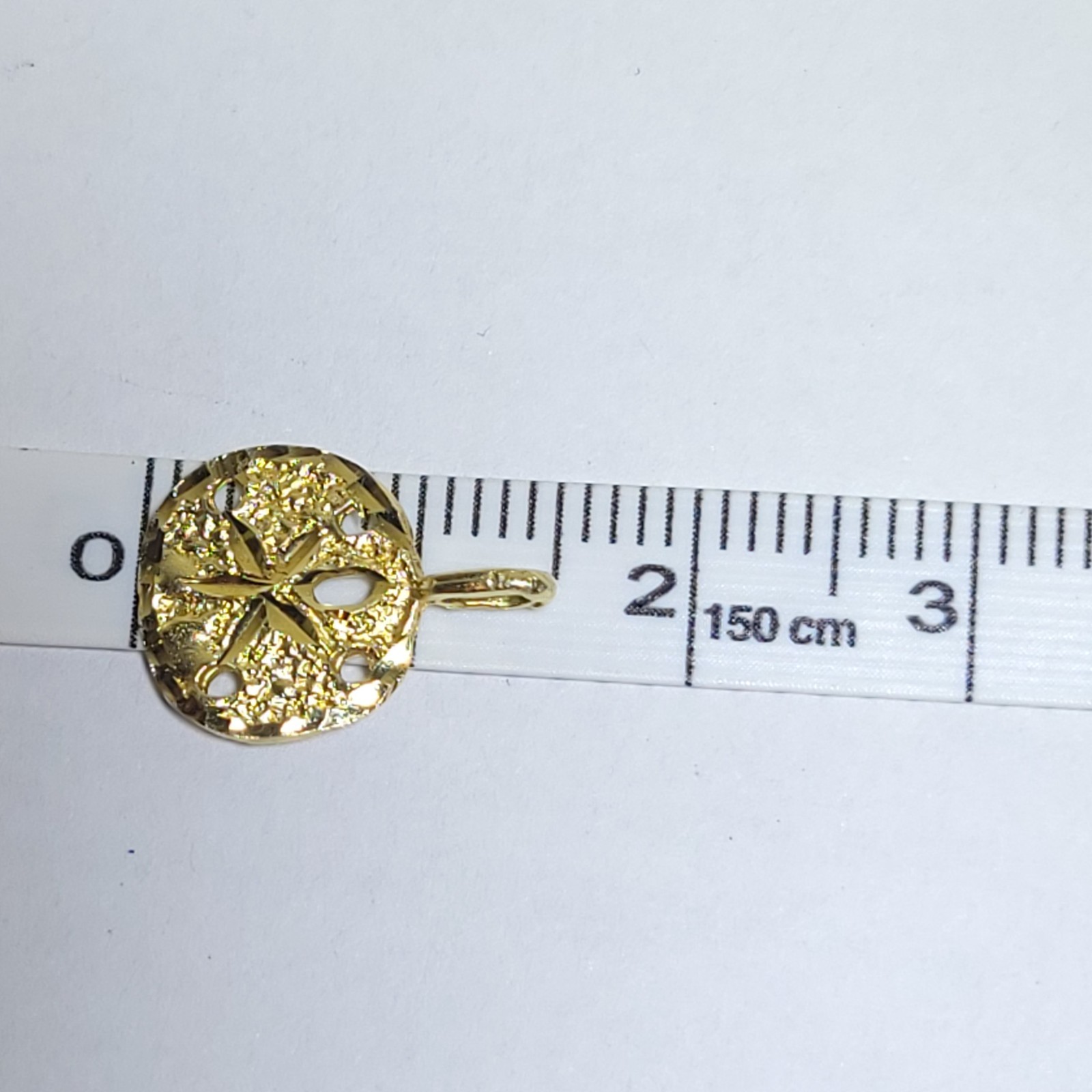 14 Karat Yellow Gold Sand Dollar Charm Pendant 14k Beach Nautical Resort Wear