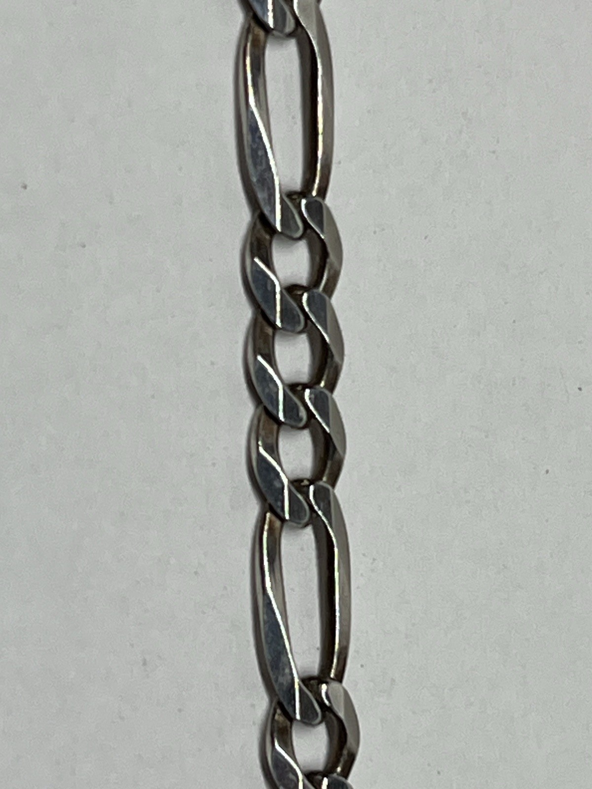 Excellent 925 Sterling Figaro Chain Necklace 22.5” 8.9 Grams Silver !