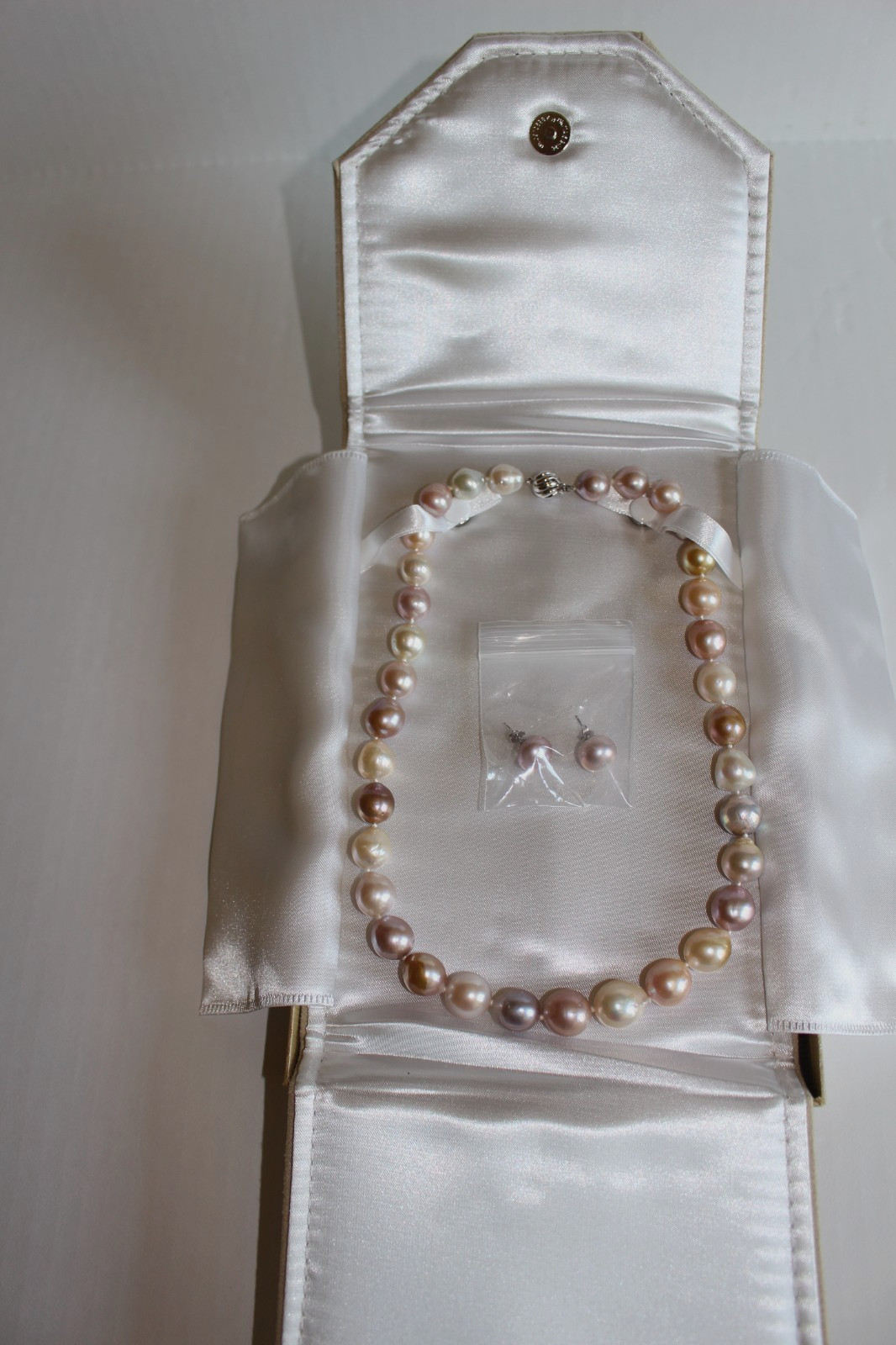 10-13mm Multi-Color Cultured Rare KASUMIGA PEARL 14K White Gold 20″ Necklace