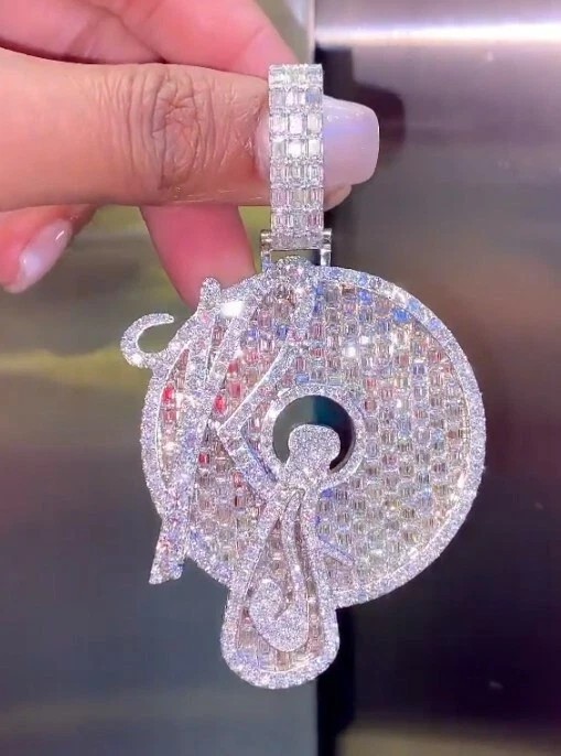 Custom Iced Out Pendant Round Medallion Hip Hop Chain Charm Moissanite Gift 925