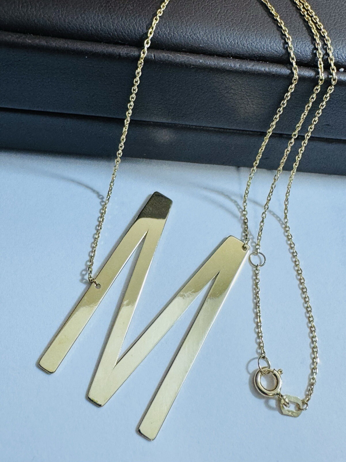 18K 750 Dubai Fine Gold Letter M initial Necklace 16.5/17.5” Long 1mm 5.2g