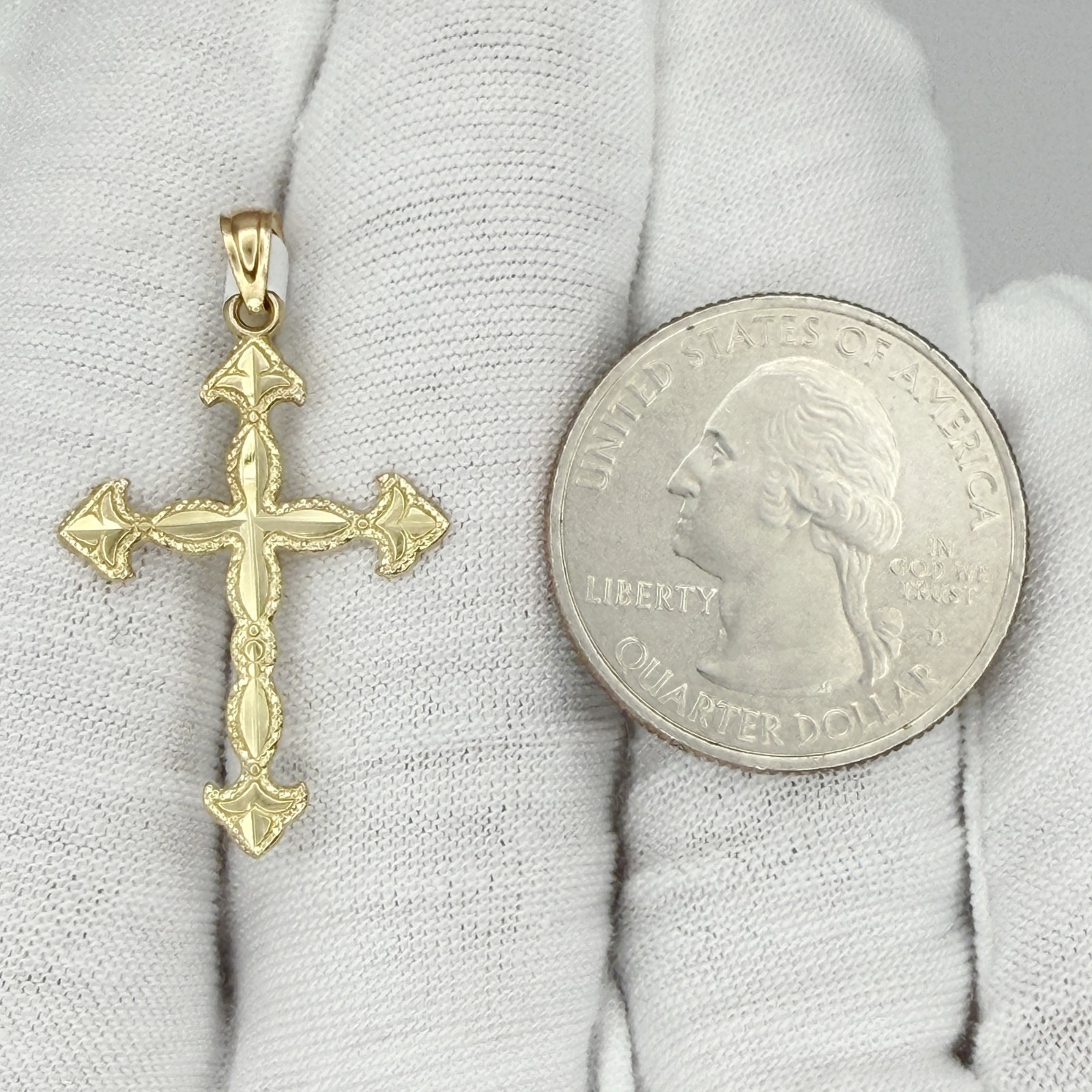 10k Yellow Gold Diamond-Cut Unisex Cross Religious Charm Pendant