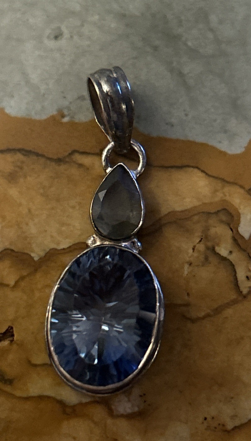 Vintage India sterling silver labradorite Mystic topaz pendant