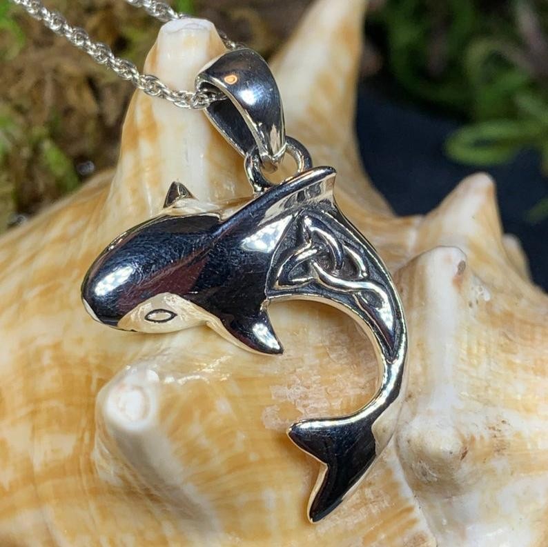 Celtic Shark Necklace Nautical Beach Sea Fish Ladies Mens Pendant 925 W/CHAIN