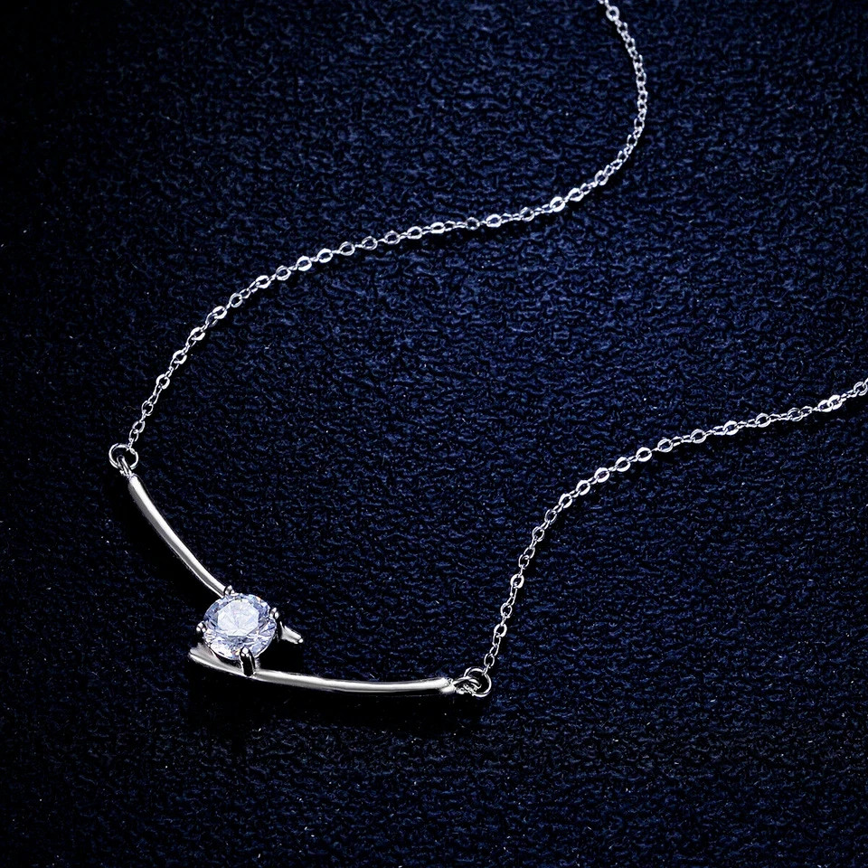 1.50 Ct Round Cut Real Moissanite Women’s Pendant Necklace 14k White Gold Plated