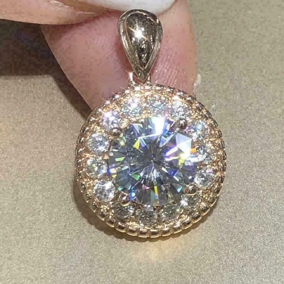 2Ct Round Cut VVS1/D Diamond Halo Pendant 18″ Free Chain 14K Yellow Gold Finish