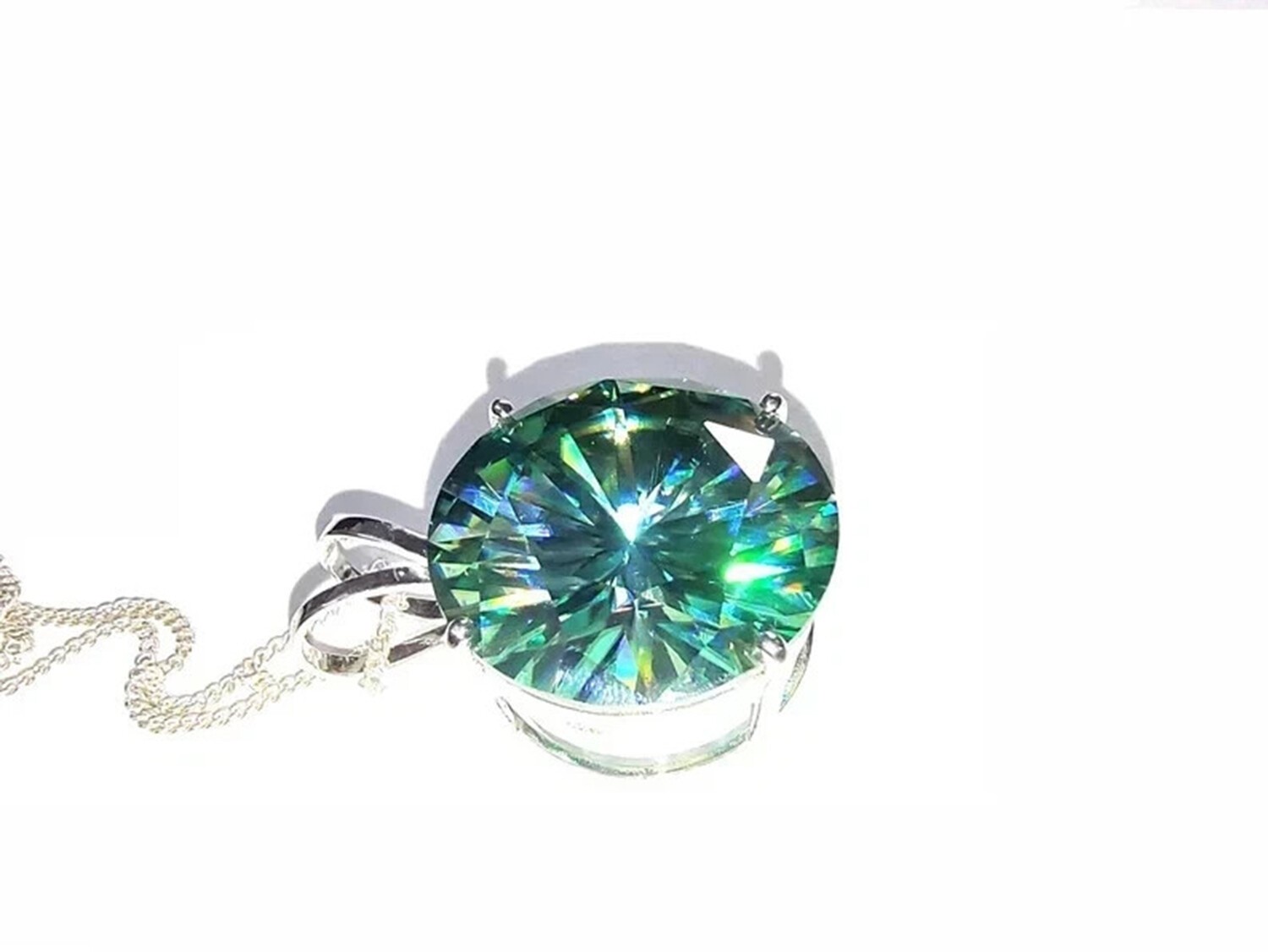 Lustrous 30 Ct Blue Round Cut Lab Grown Charm Pendant in Sterling Silver