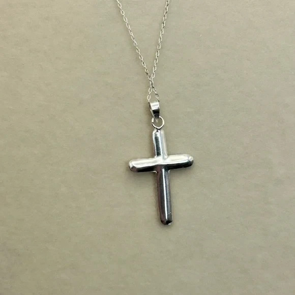 Sterling Silver Crystal Cross Necklace 17″ Stamped 925 Italy Dainty Unbranded