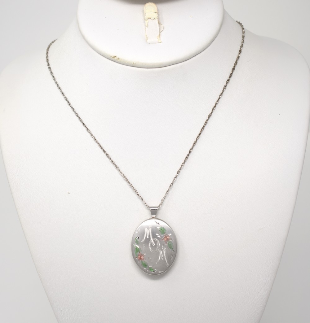 24″ Princess Pride Sterling Silver Etched Flower MOM Photo Locket Necklace 9.42g