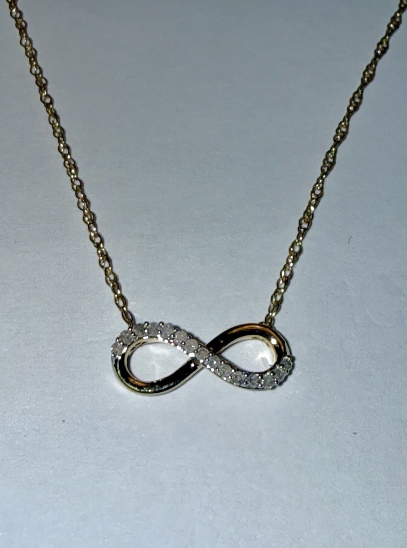ESTATE Solid 10K Gold Natural Diamond Infinity Pendant Chain Necklace 18”