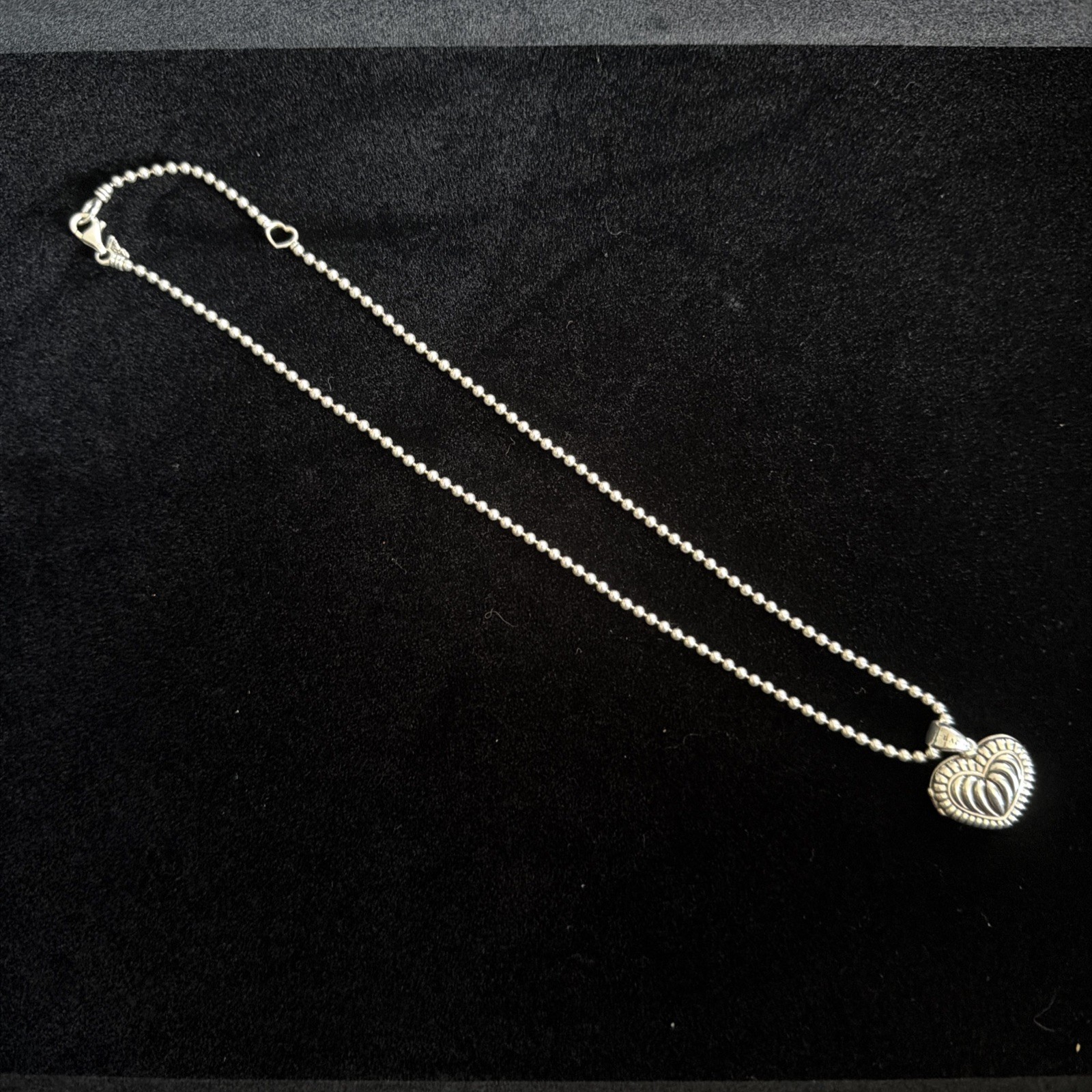 LAGOS – CAVIAR Vintage Sterling Silver Ridged 3-D Puffy Heart Pendant Necklace