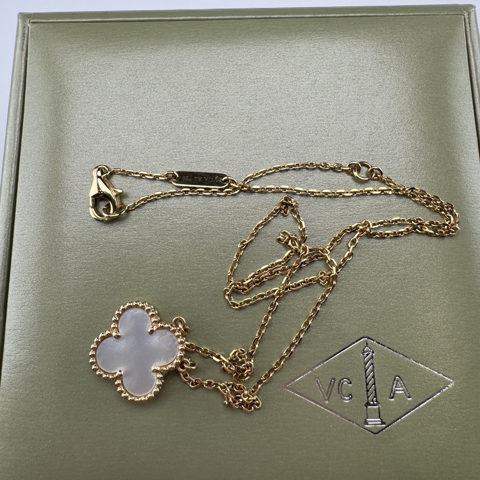 Van Cleef & Arpels Vintage Alhambra Necklace 750 Yellow Gold (VCARA45900) – 2012
