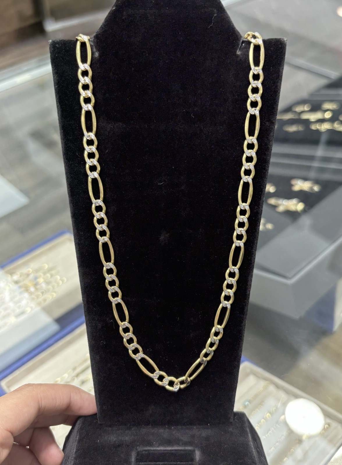 14k Gold Diamond Cut Figaro Chain 26’inch 6.7mm