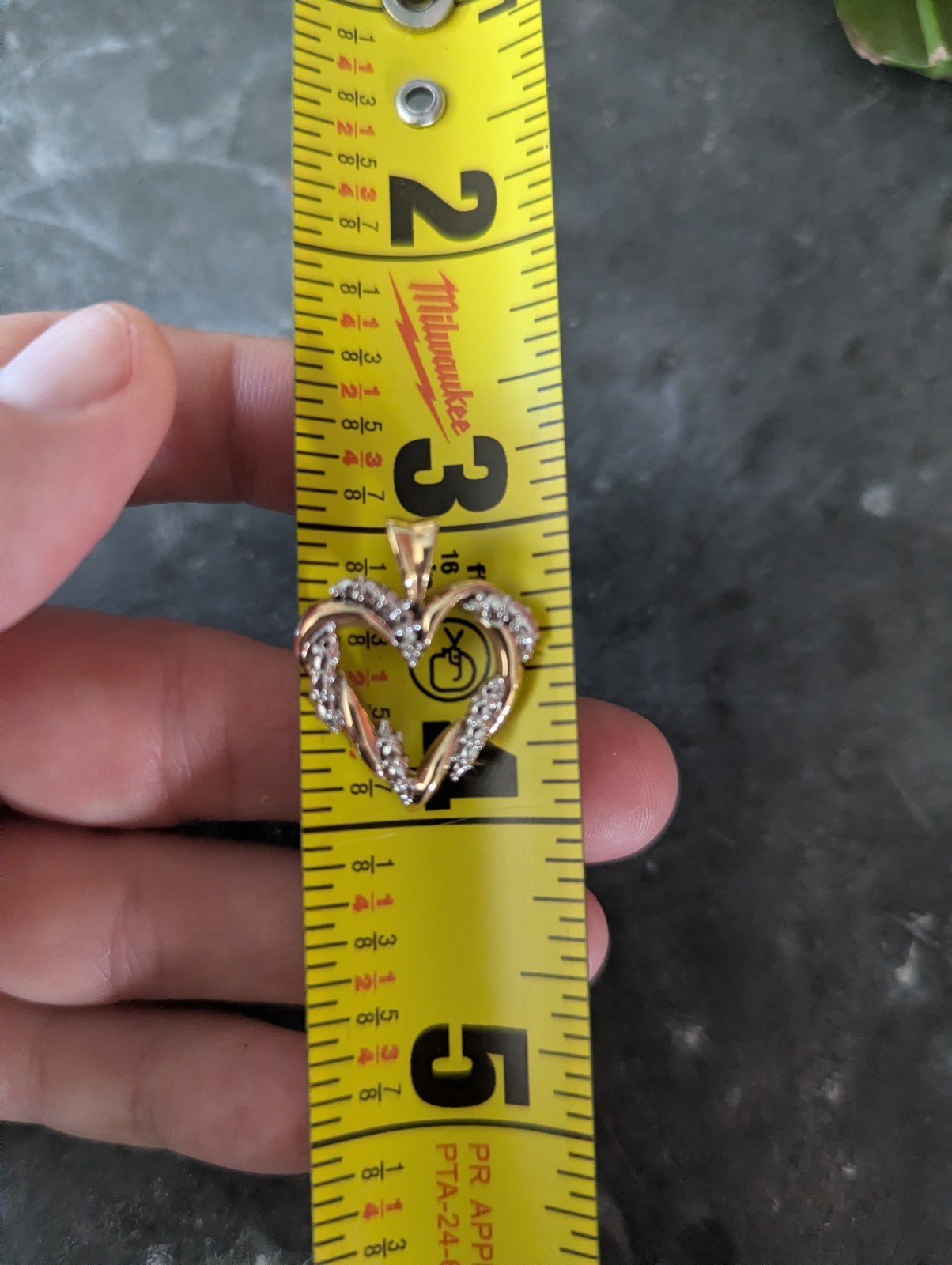 Vintage 10K 2 Tone Gold Twisted Heart Diamond Illusion Pendant 2 Grams