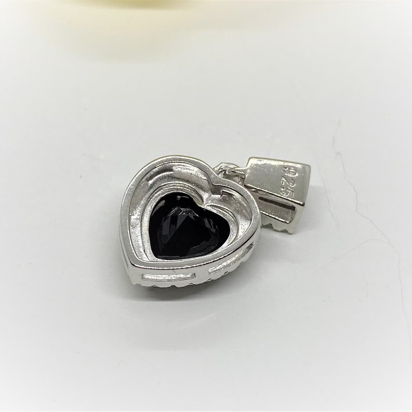 3.50 Ct Heart Cut Natural Sapphire Diamond Gorgeous Pendant 14K White Gold