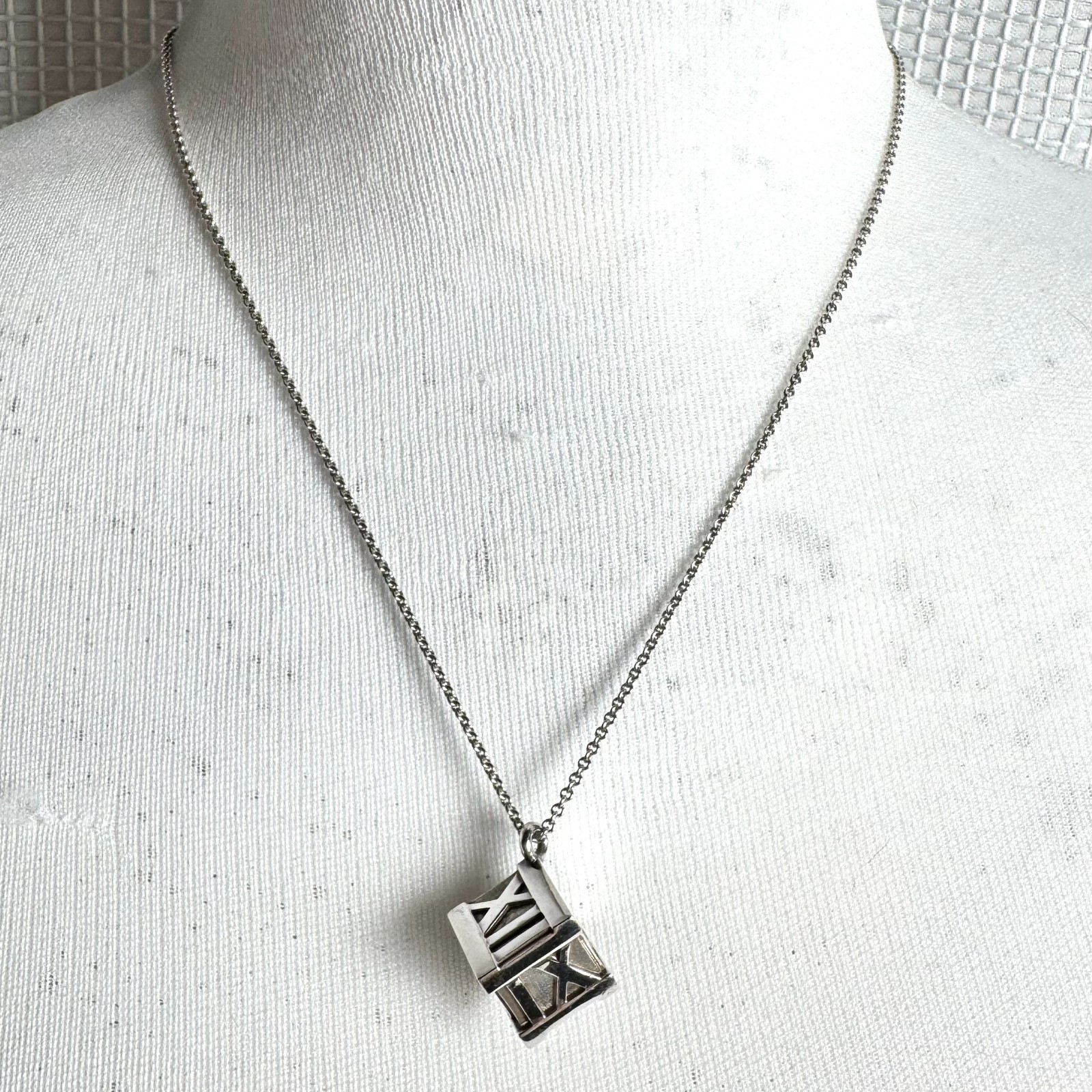 Tiffany & Co Atlas Cube Necklace Italy Sterling Silver Pendant Pouch 20g Rare
