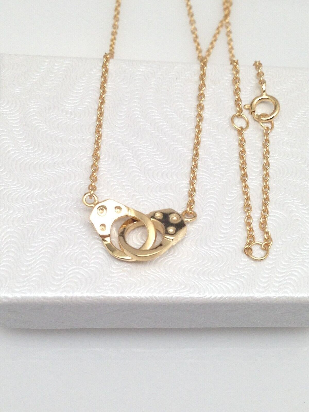 925 Sterling Silver Plain Handcuff Pendant Necklace Womens 9.5mm 17.25″ Gold