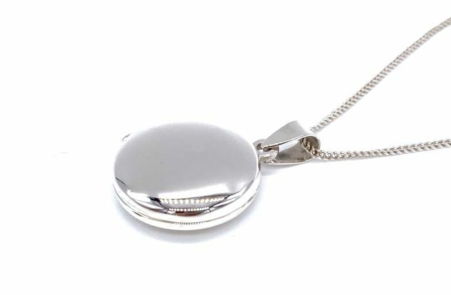 925 Sterling Silver Round Circular Photo Pendant Locket 18 mm, on 18″ Curb Chain