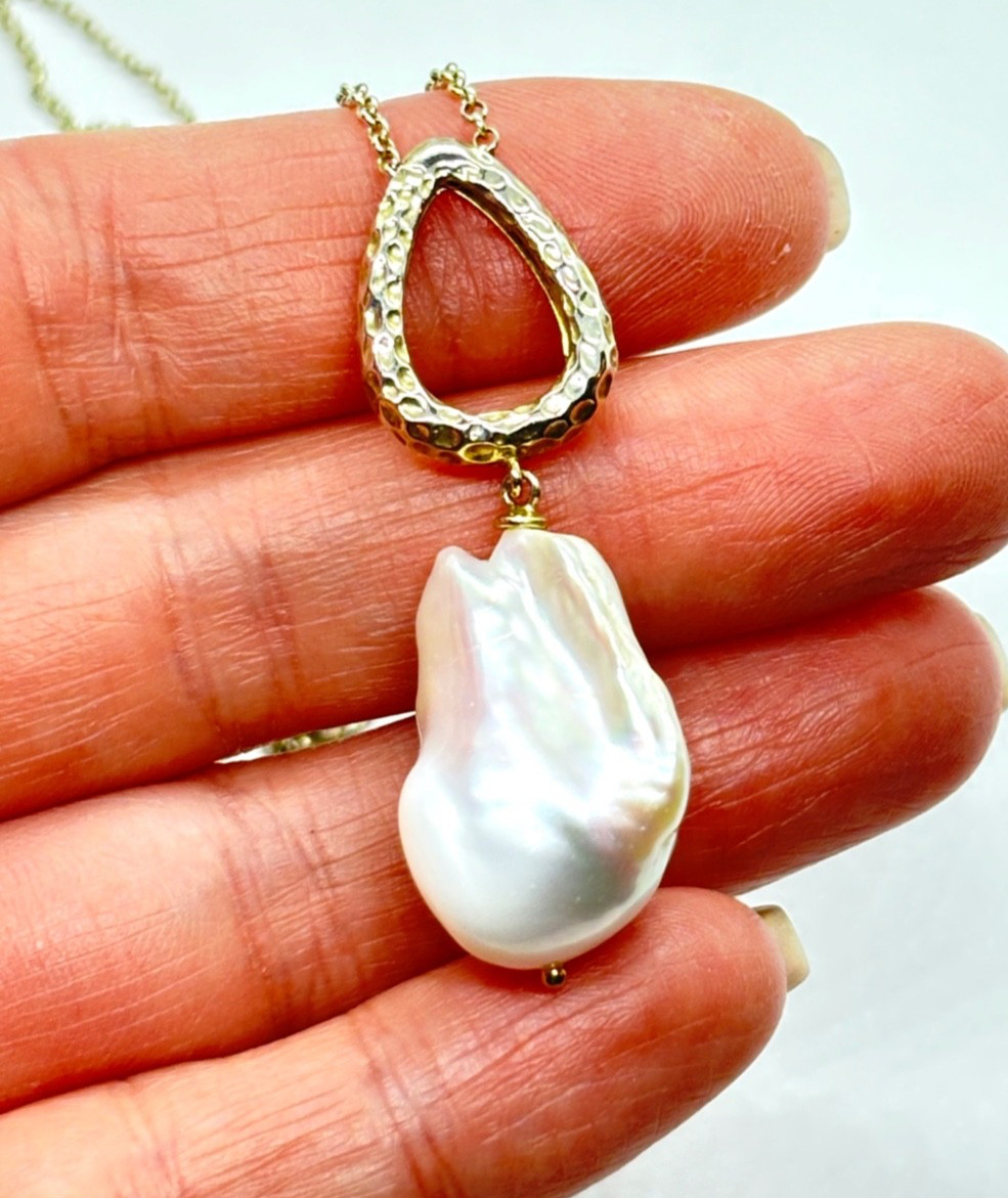 Sterling Silver Gilt Large Natural Baroque Pearl Pendant Necklace – 11.2 grams