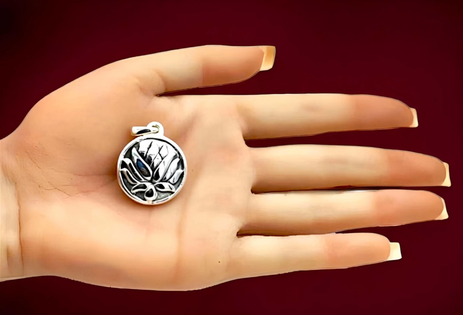 925 Sterling Silver Lotus Flower Lightweight Pendant, Chain Sold Separately 1401